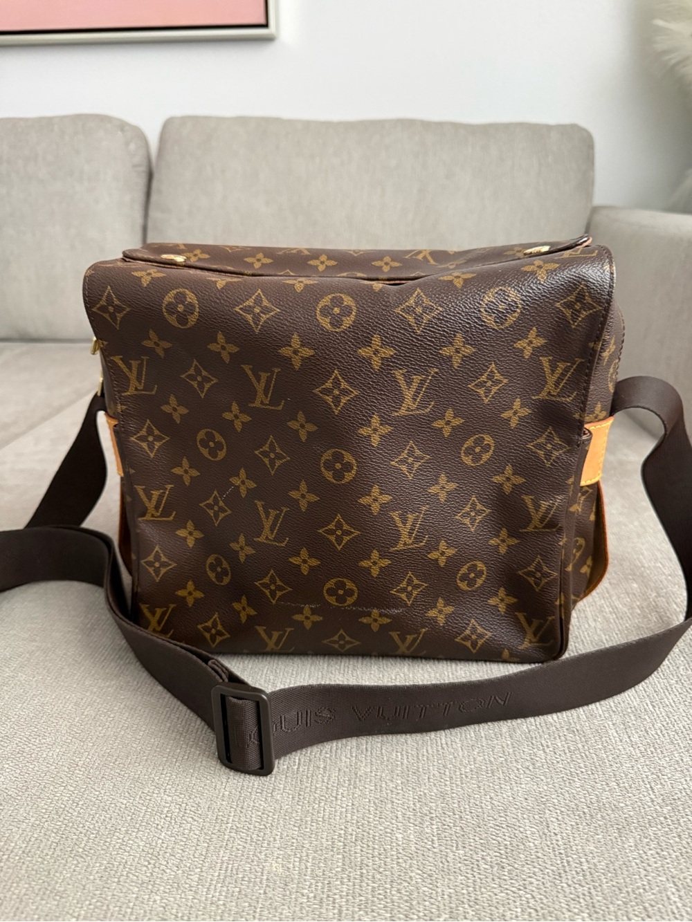 LOUIS VUITTON M50205
Monogram Canvas Naviglio/ Crossbody Messenger Shoulder Bag